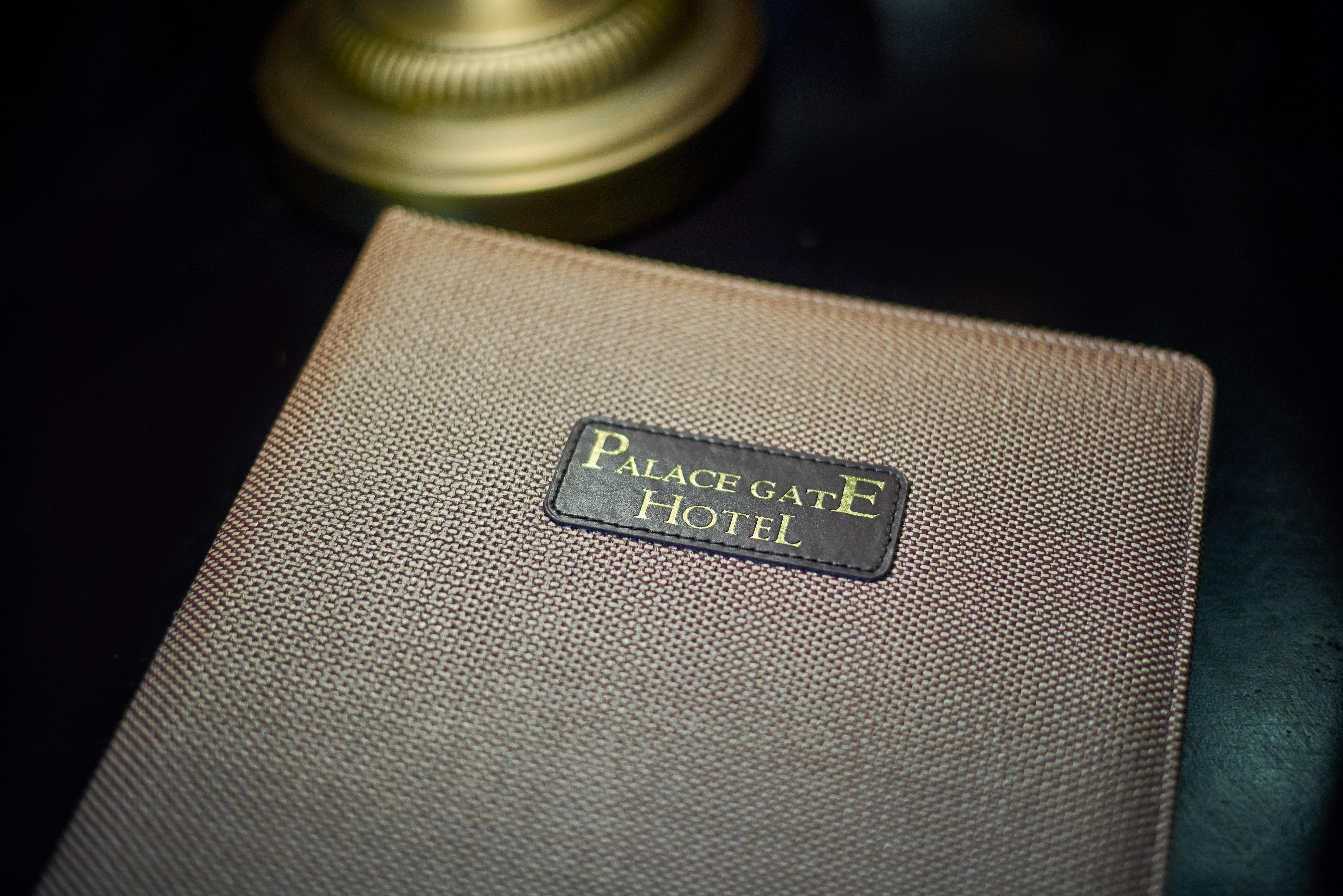 Palace Gate Hotel & Resort By Ehm Пном Пен Екстериор снимка Menu