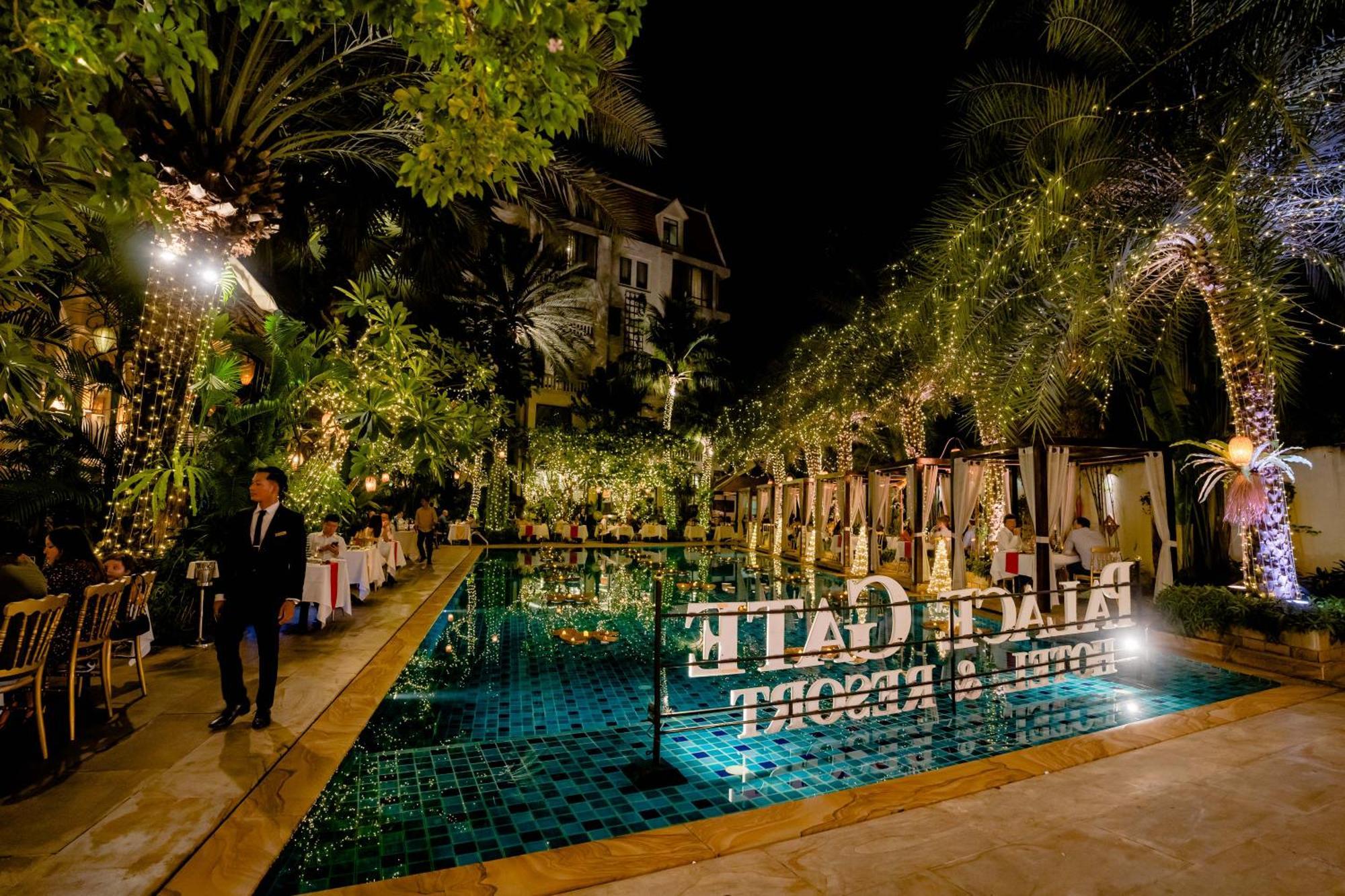 Palace Gate Hotel & Resort By Ehm Пном Пен Екстериор снимка The Royal Project Shop